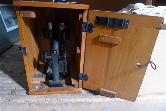 Bausch & Lomb binocular microscope and 27 histology slides